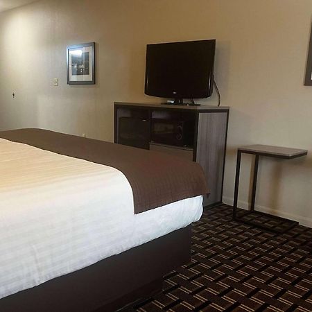 Baymont By Wyndham Columbus Hotel Luaran gambar