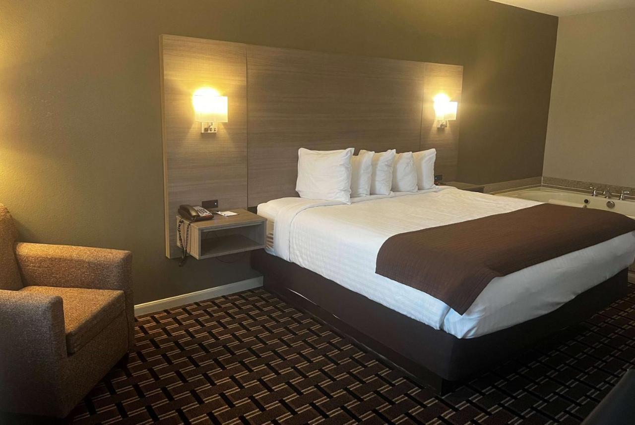 Baymont By Wyndham Columbus Hotel Luaran gambar