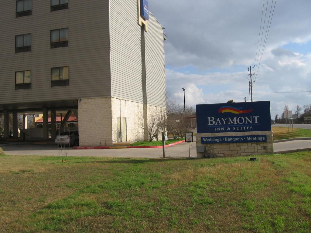 Baymont By Wyndham Columbus Hotel Luaran gambar